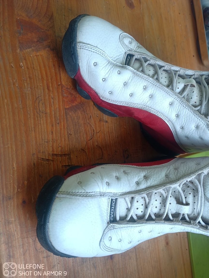 Jordan  Retro  13