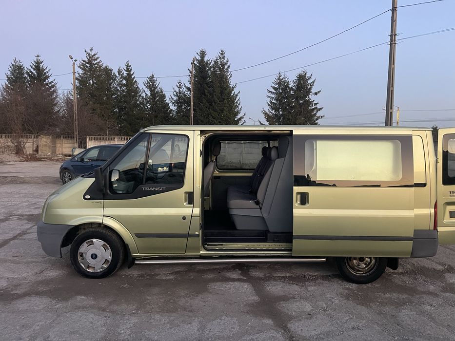 Ford transit mixt