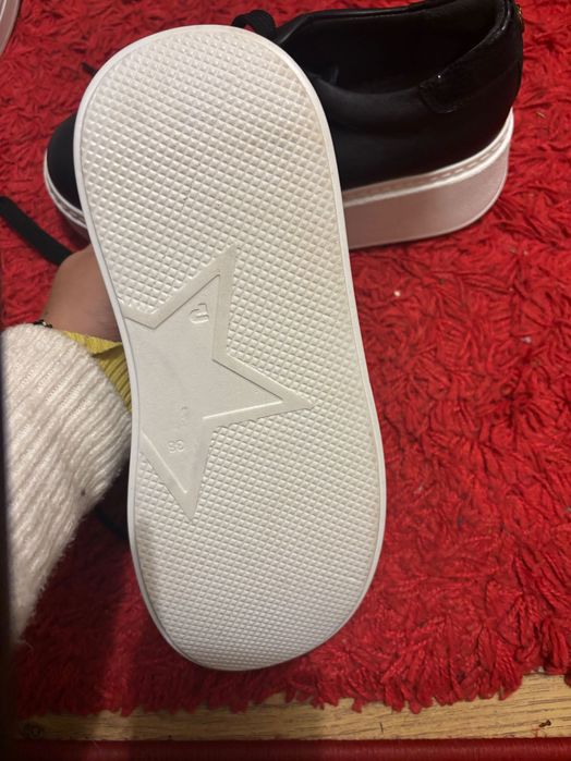 Кецове от естествена кожа на платформа