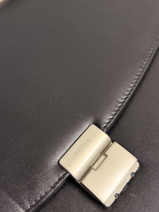 Продается кожаный портфель Petek 1855