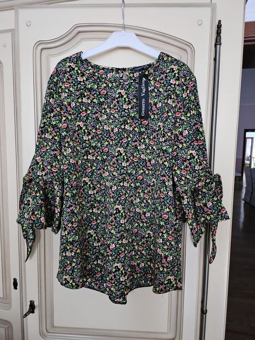 Bluza noua eleganta , marimea 38 , model deosebit