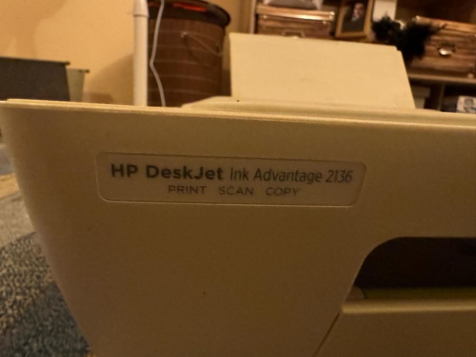 Imprimanta HP Deskjet Ink Advantage 2136