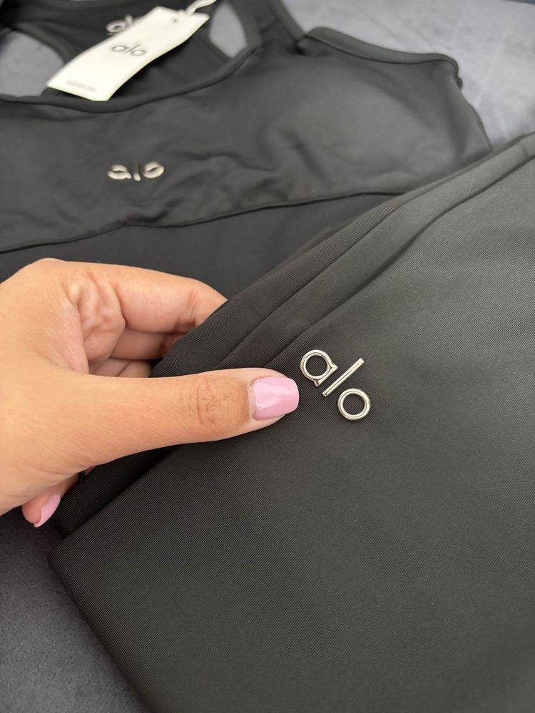 Set ALO YOGA ( bustiera colant)
