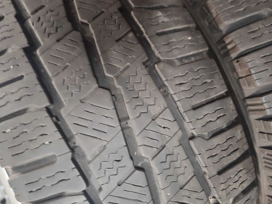 4бр.зимни гуми 215/65/16C Michelin