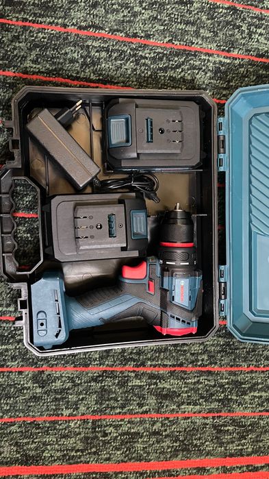 Продается Шуруповерт Bosh