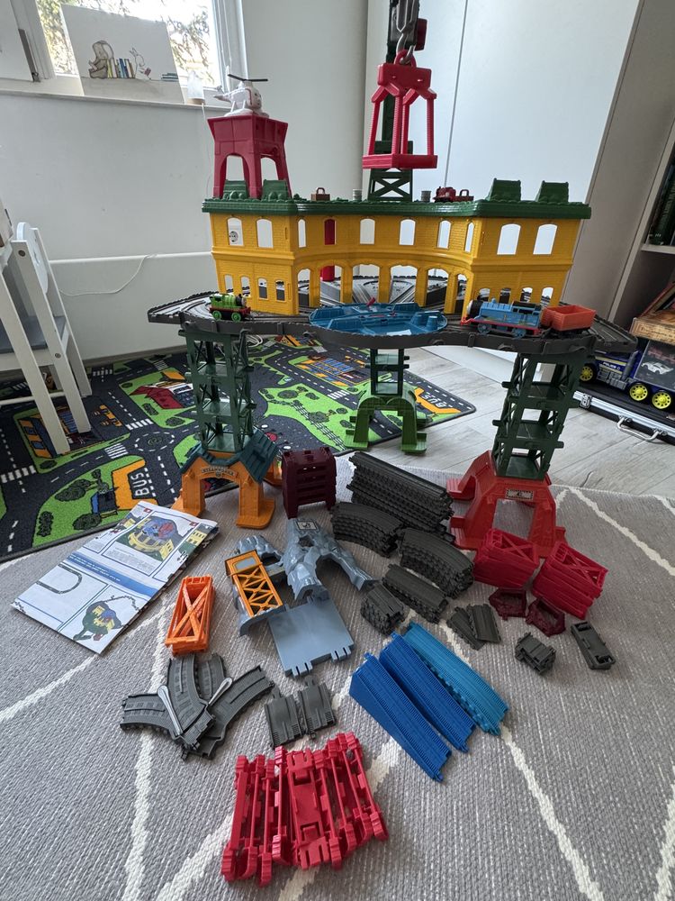 Thomas & friends super station - Toмас и приятели