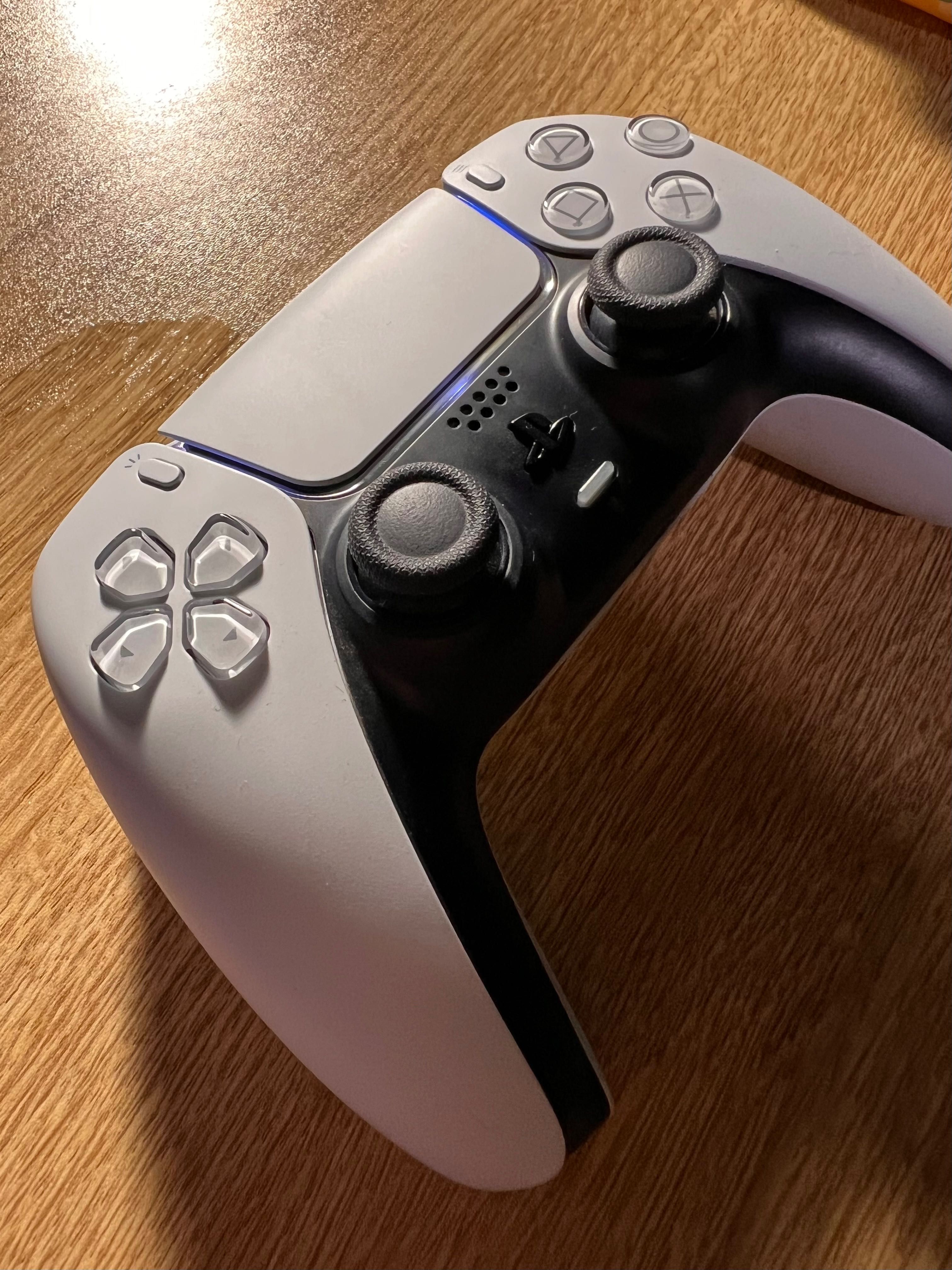 Play Station контролен