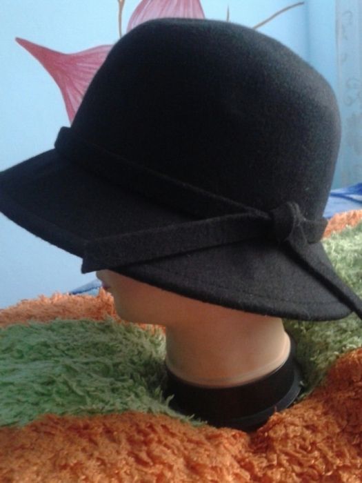 Шляпа чёрная продается