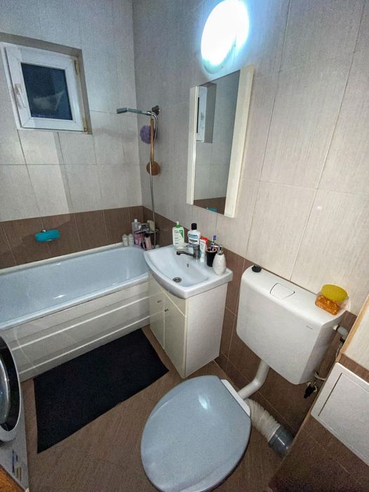 Inchiriez Garsoniera comfort 1 Aleea Pietris