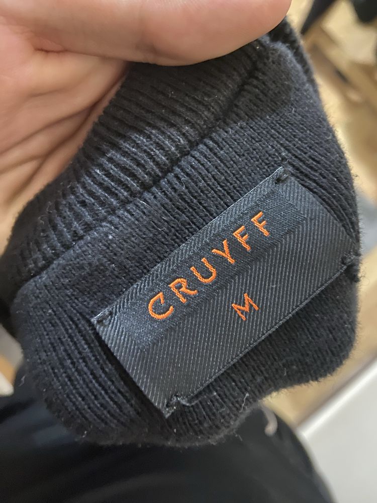 Cruyff пуловер M/L