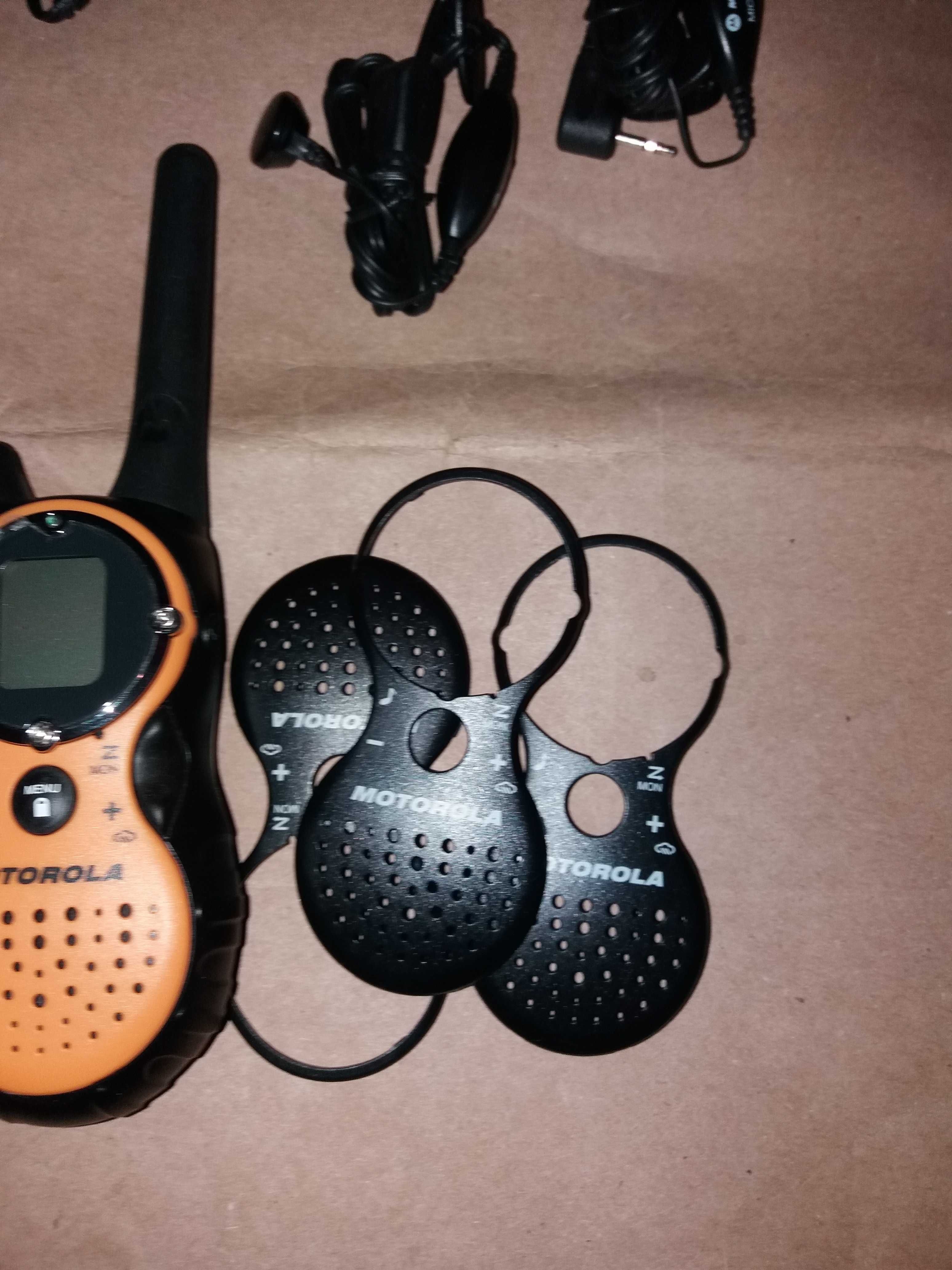 motorola walkie/talkie    set de 3 18 mile noi