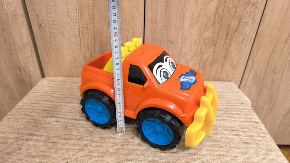 Lot 2 masini dimensiuni mari