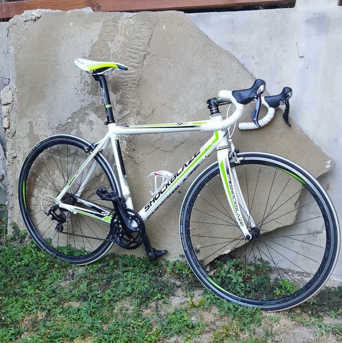 Шосеен велосипед Shockblaze S7 SL 105