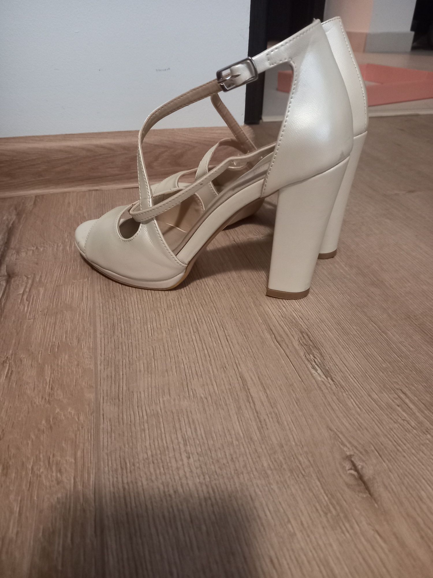 Sandale Sandale Epica nunta (marimea 35, impecabile)/cutie originala
