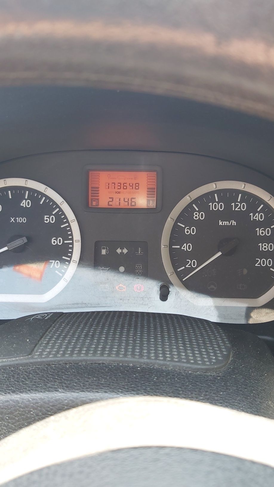 Dacia Logan 1,6 MPI,full option