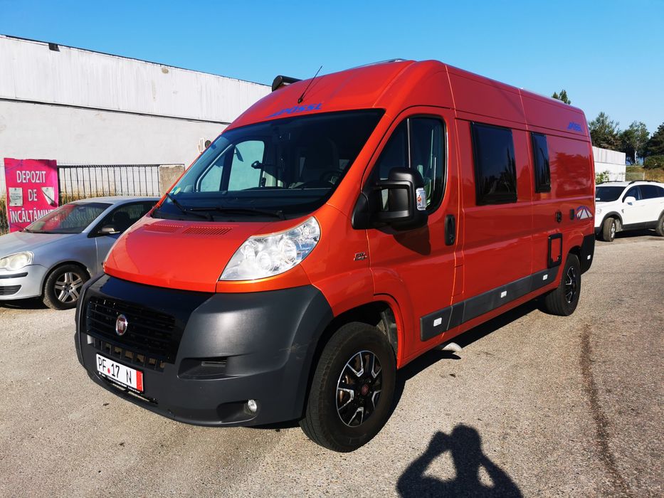 Campervan, autorulota, camper Possl 2Win, 5 locuri de dormit.