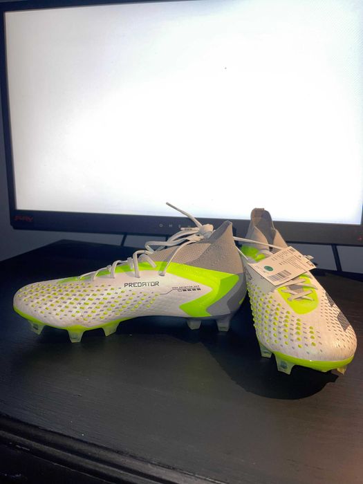Ghete de Fotbal Adidas Predator