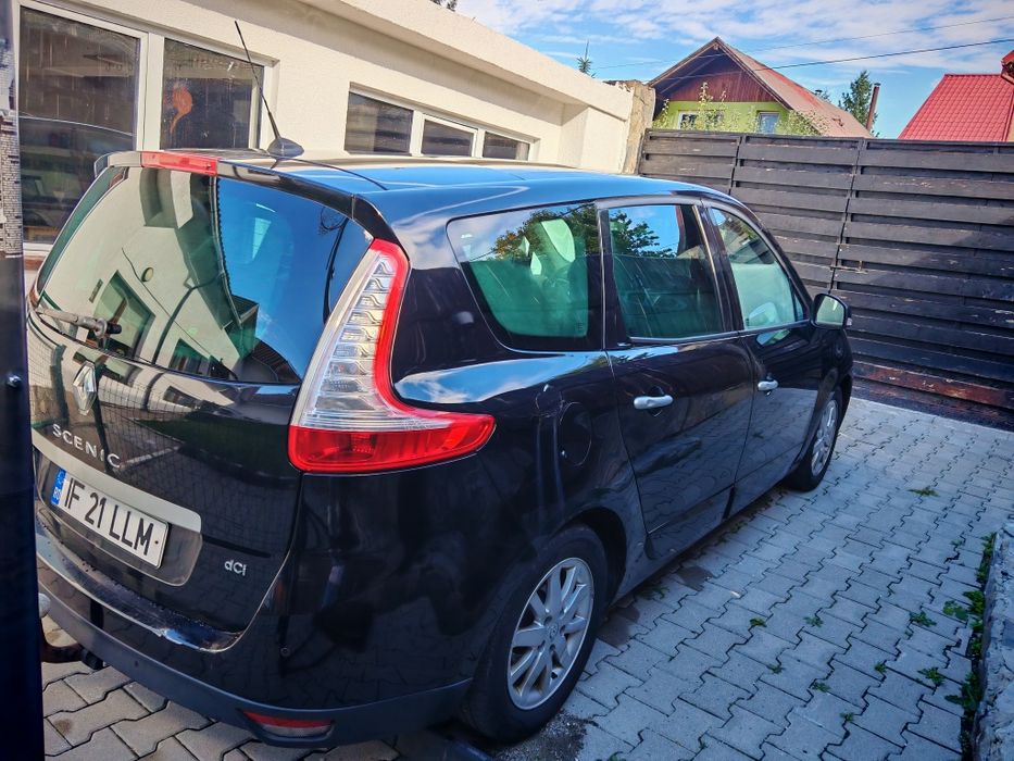 Renault Grand Scenic 7 locuri full option, piele, trapă, stare bună
