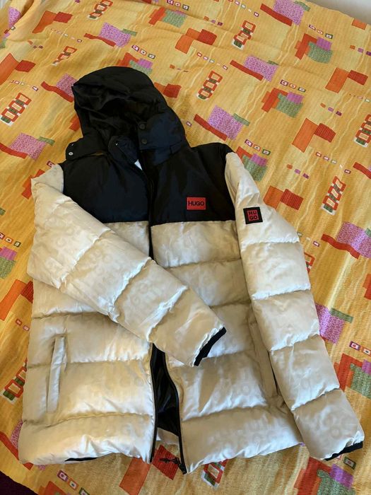 Geaca Hugo Boss,mărimea XXL