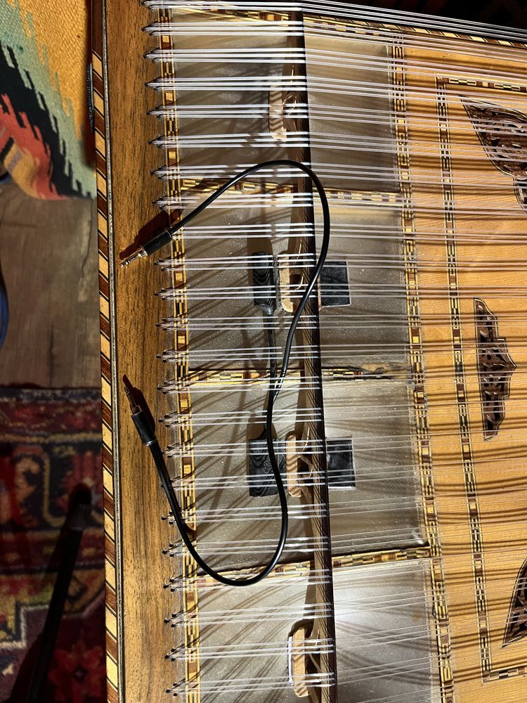 Shadow Qonun instrumentga