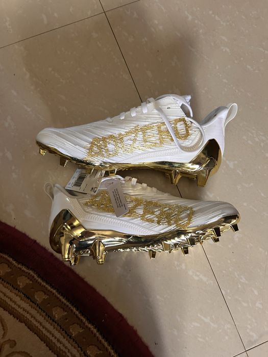 Adidasi fotbal baieti marimea 40,5