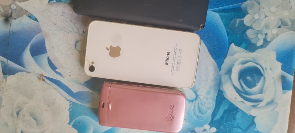 6 telefoane pt piese