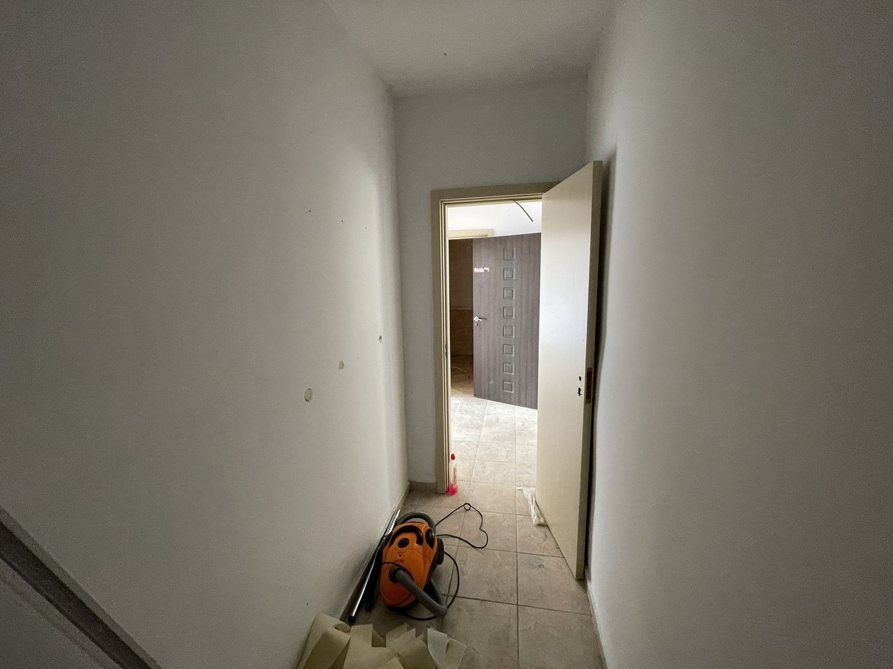 Продава се Двустаен апартамент в Каварна - 91 кв.м за 549 €/кв.м - Снимка #7