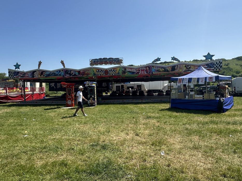 Inchiriez parc de distractii pentru targul de craciun!