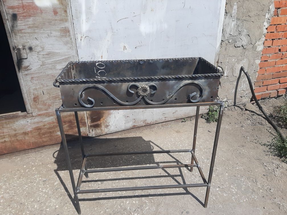 Мангалы для шашлыка размеры разные