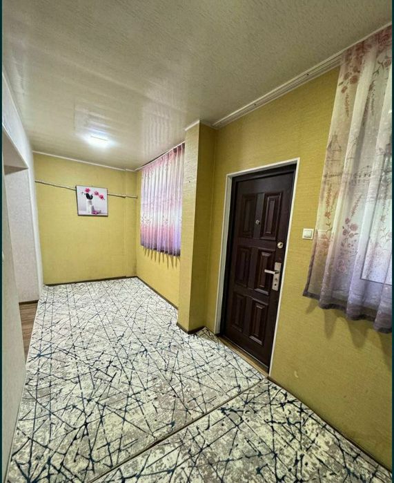 Квартира продаётся Чиланзар 9 квартал 2/1/4 балк 2*6 Ин Яз