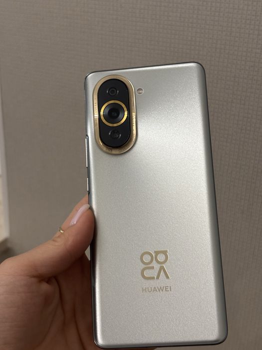 Huawei Nova 10 pro 256 GB