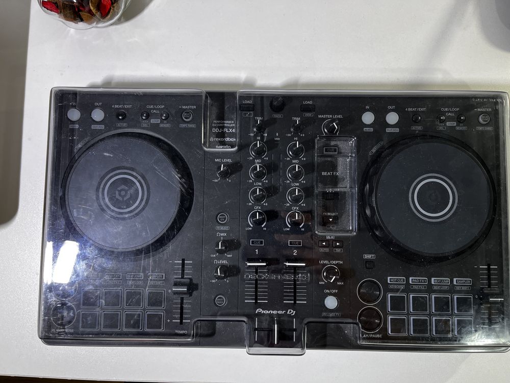 Controller DJ Pioneer DJ DDJ-FLX4(DeckSaver inclus)