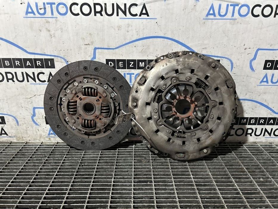 Kit ambreiaj Suzuki Grand Vitara 1.9 DDIS 2006 - 2012 1870CC Manuala 5 Trepte F9QB ...