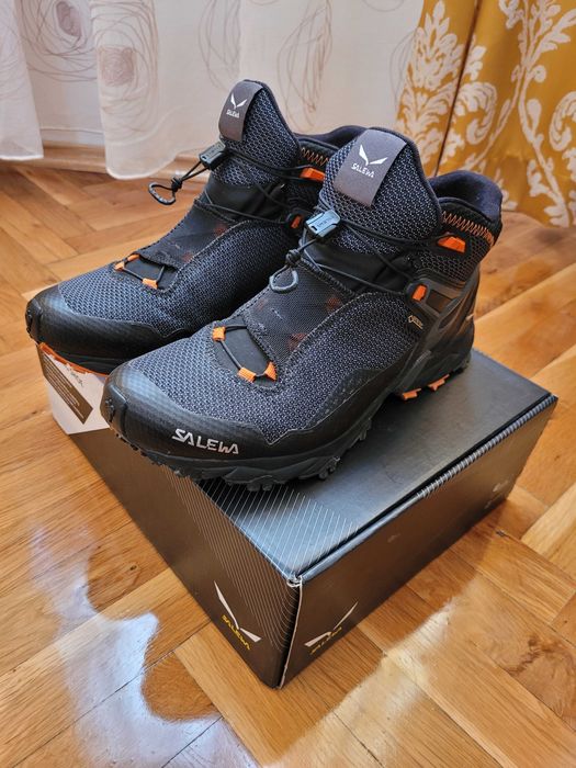 Обувки Salewa Ultra Flex
