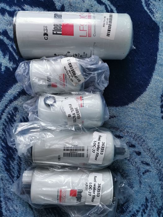 Pachet filtre Fleetguard