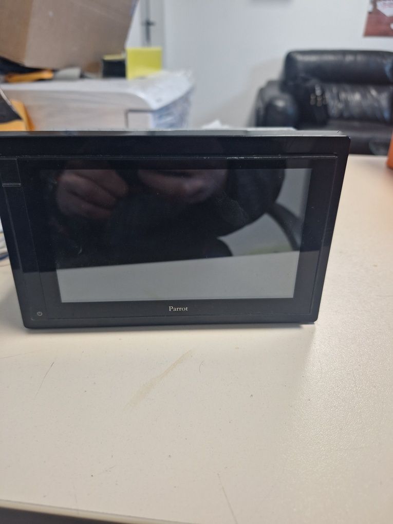 Медия Parrot asteroid smart