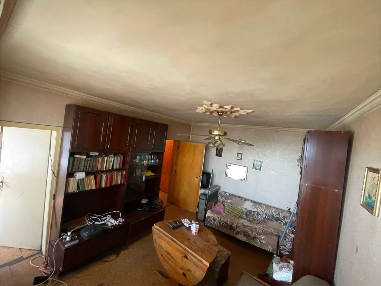 Продава се Двустаен апартамент в Хасково, Каменни - 68 кв.м за 713 €/кв.м - Снимка #1