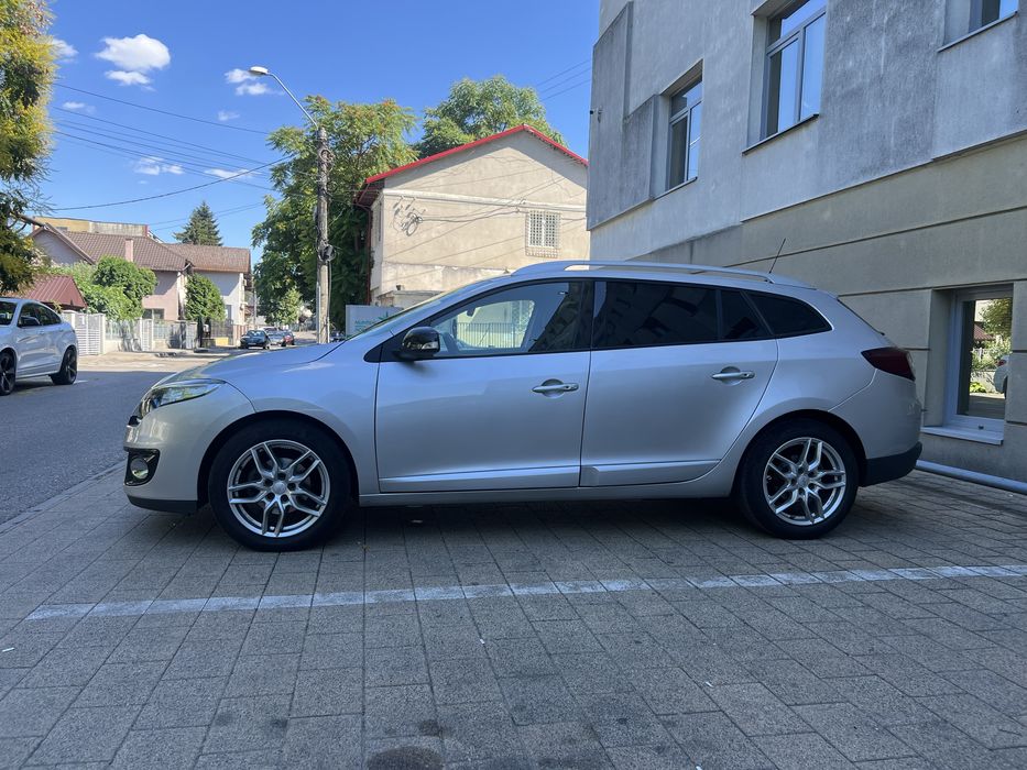 Renault Megane  2013~ 1.5 Dci 110cp ~ Led