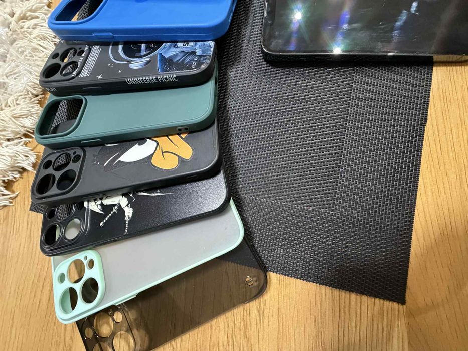 iPhone 13 Pro 128GB с много кейсове