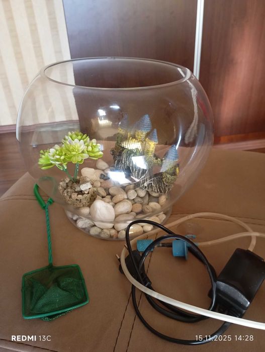 Аквариум Ф27 с височина 22см