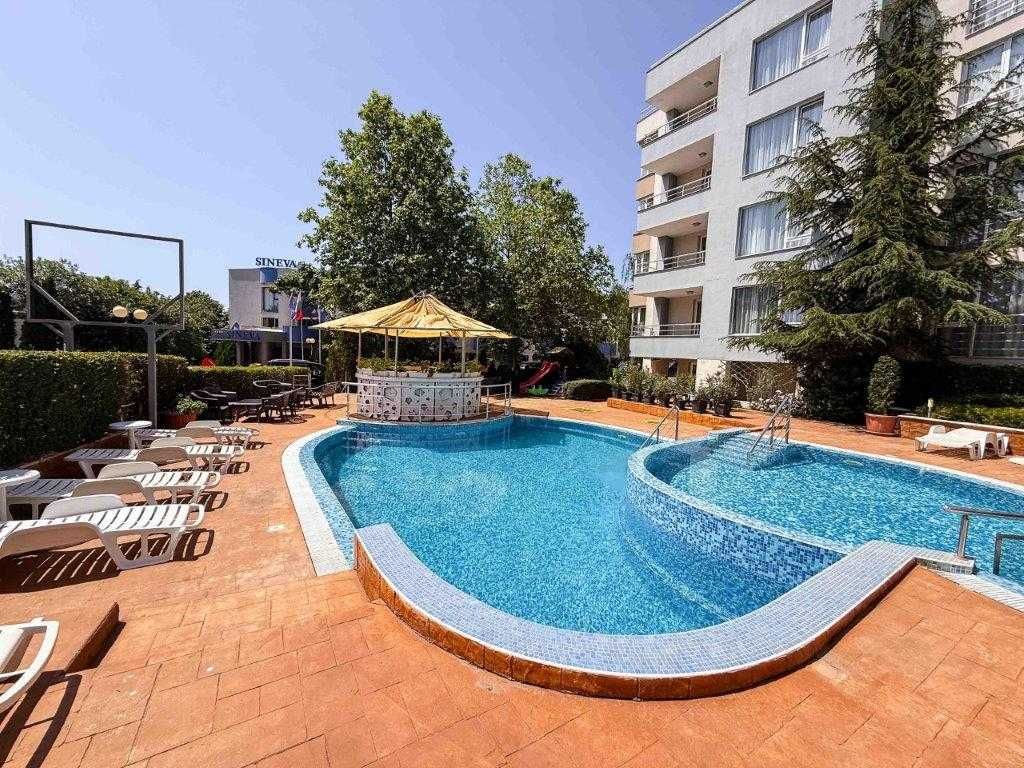 Продава се Двустаен апартамент в Свети Влас - 70 кв.м за 1285 €/кв.м - Снимка #3