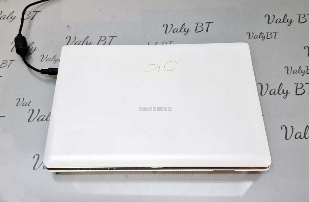 Laptop mini Samsung NC10 - Lichidare de stoc!