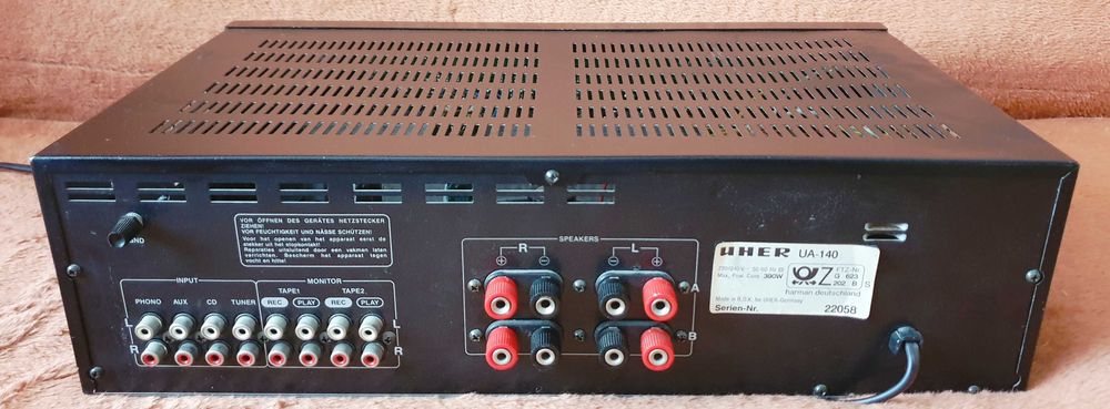 Uher UA-140 statie 2X70W pe 8 Ohm