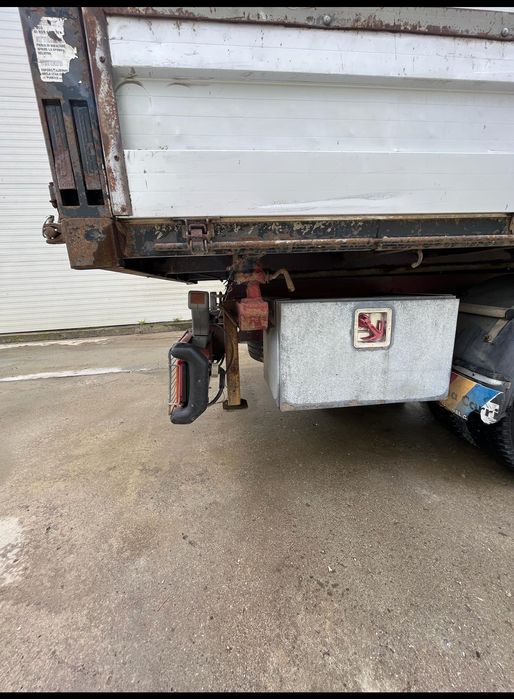 VAND/SCHIMB IVECO DAILY basculabil pe 3 părți