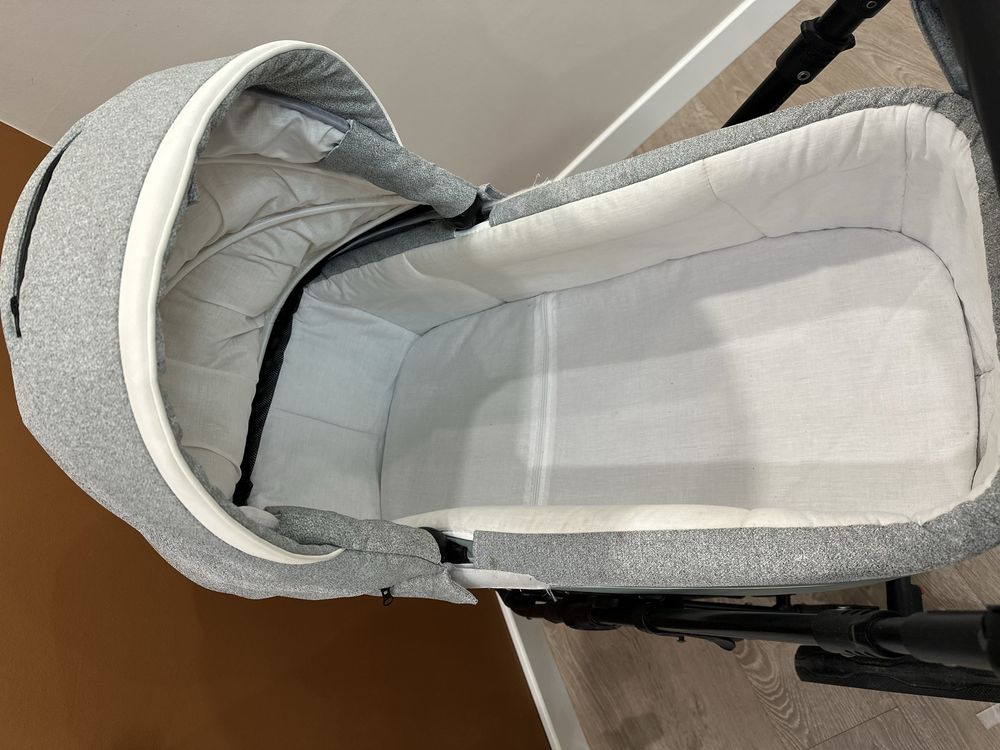 Коляска люлька Adamex remini 2 в 1 с креслом