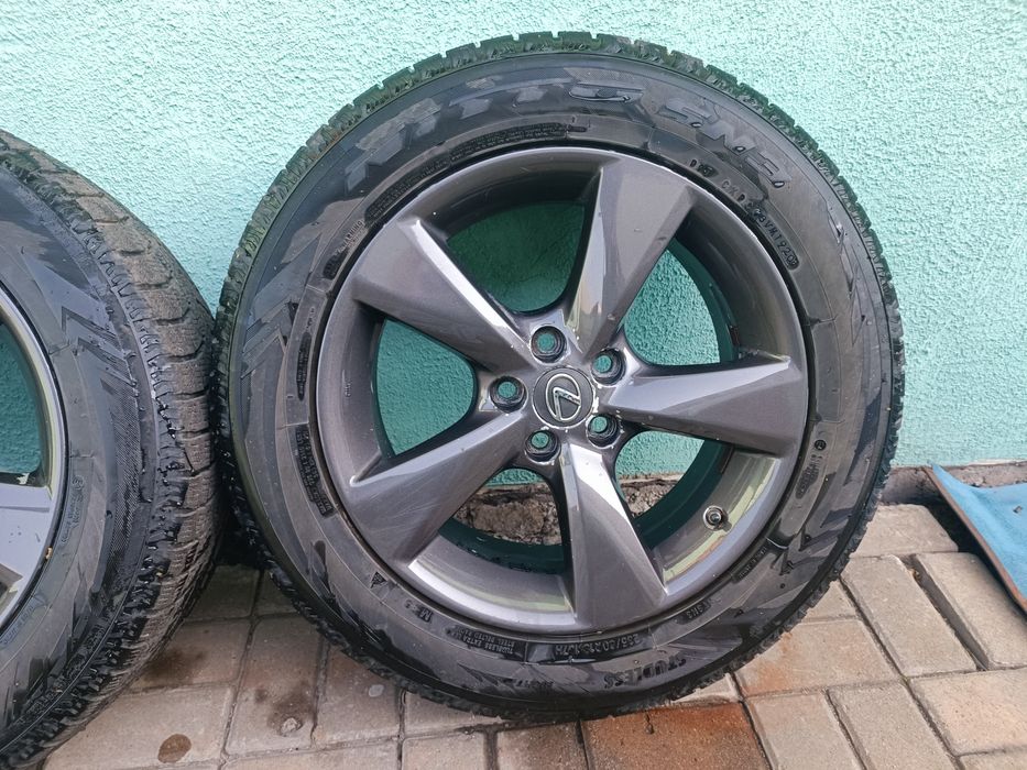 Диски R18 TOYOTA ,LEXUS с зимней резиной NITTO 235/60 /18