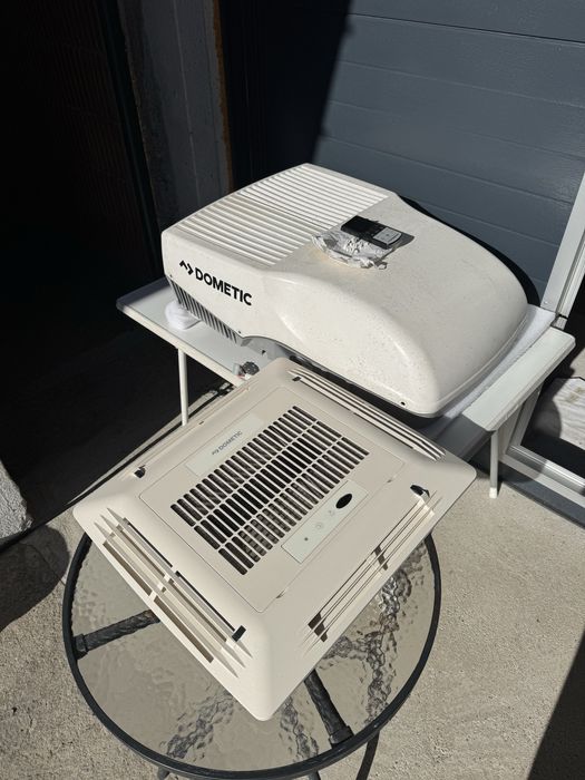 Климатик Dometic Freshjet 2200