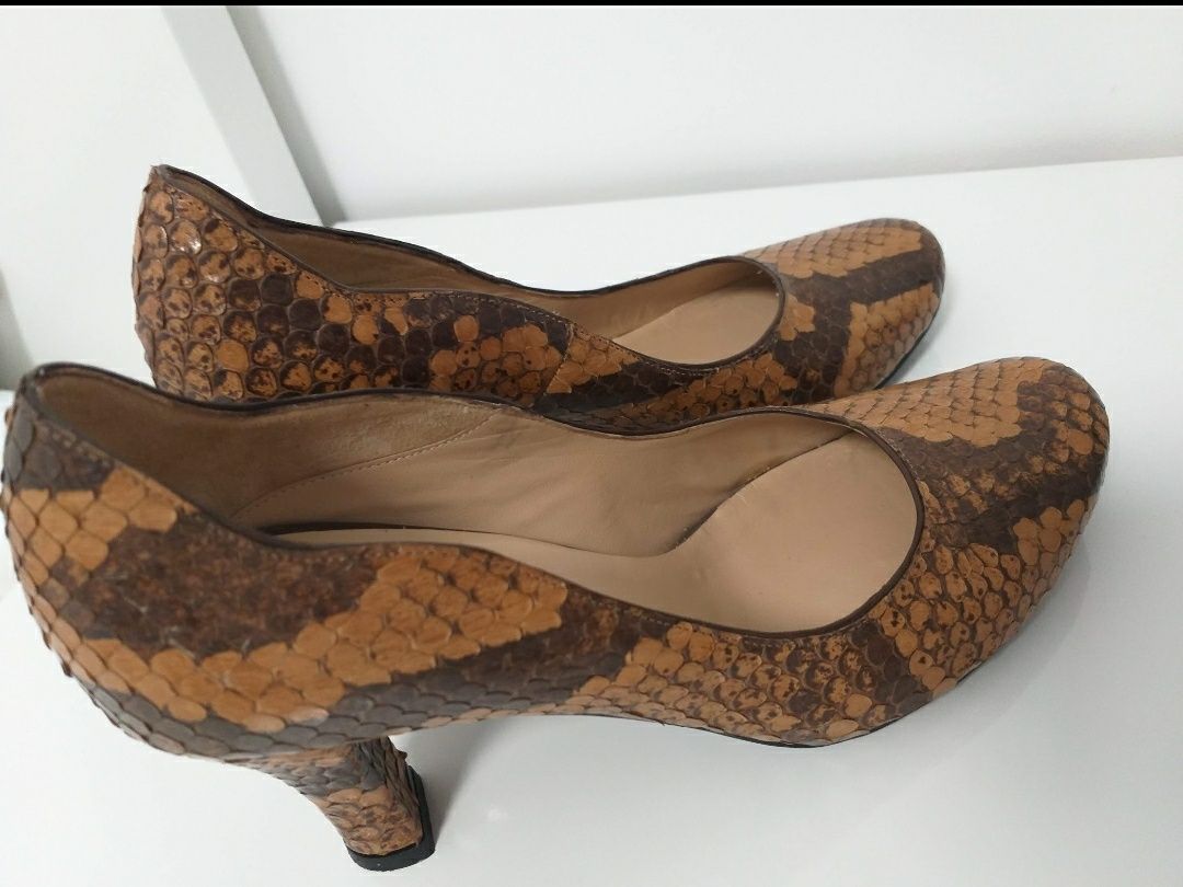 Pantofi din piele maro, toc 8 cm, marimea 36