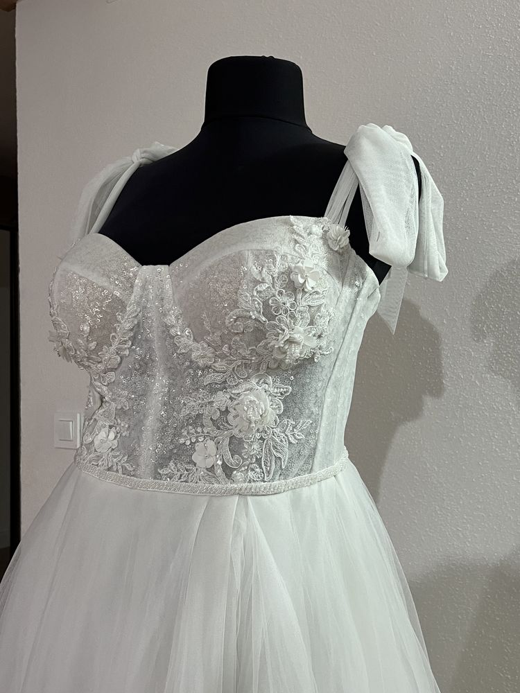 Vând Rochie mireasă