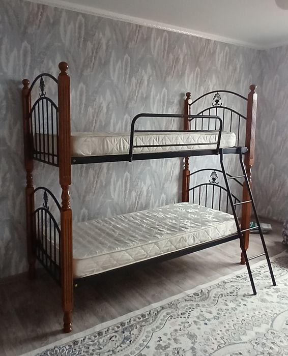 Продам 2х ярустную кровать